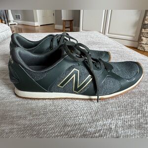 New Balance 555 sneakers- size 7